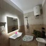 Bega's In Golem, Durres Апартаменты *